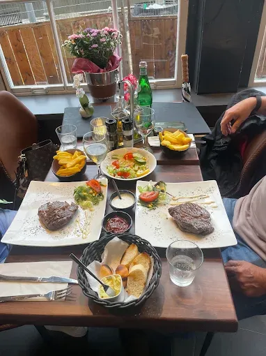 Steak & Burgers Bazooka